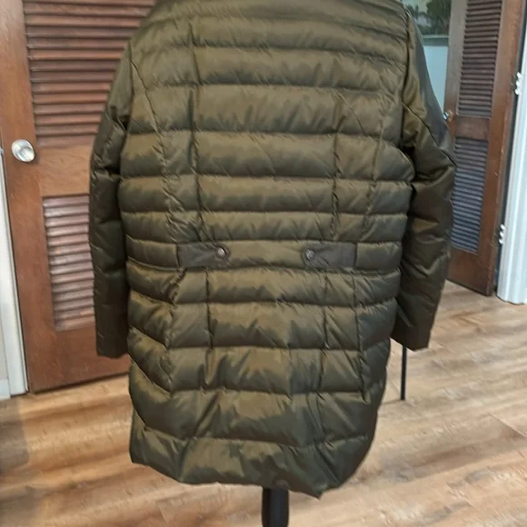 Lands End Women's Olive Puffer Jacket - Picture 2 of 5